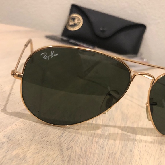 Ray-Ban Classic Style Aviator - Picture 5 of 7